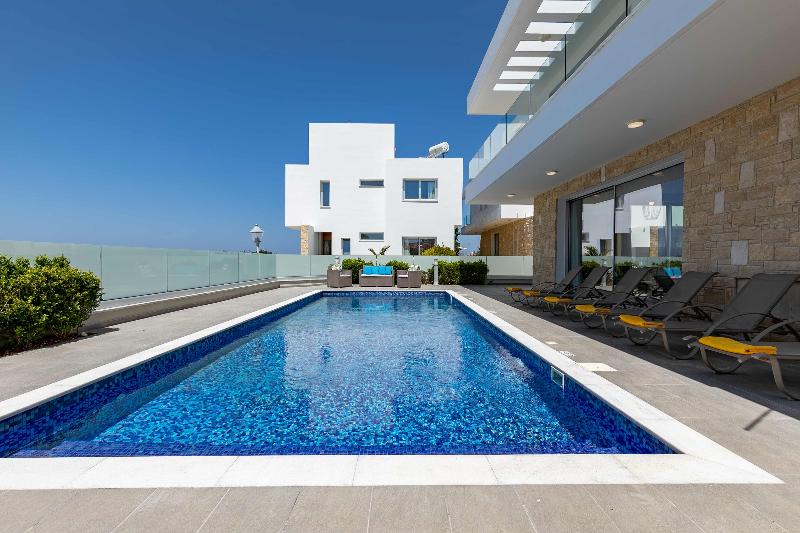 Sea Point Villas - Genel
