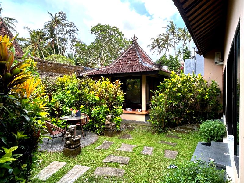 Ambary Ubud - Genel