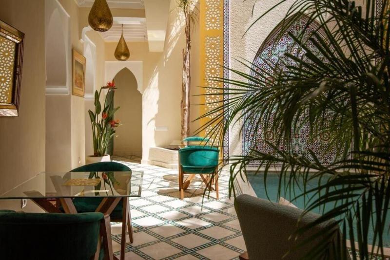 Riad Jalina - Genel