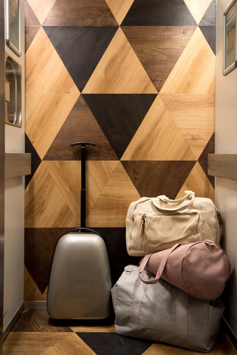 Hotel Emma Rotterdam - Lobi