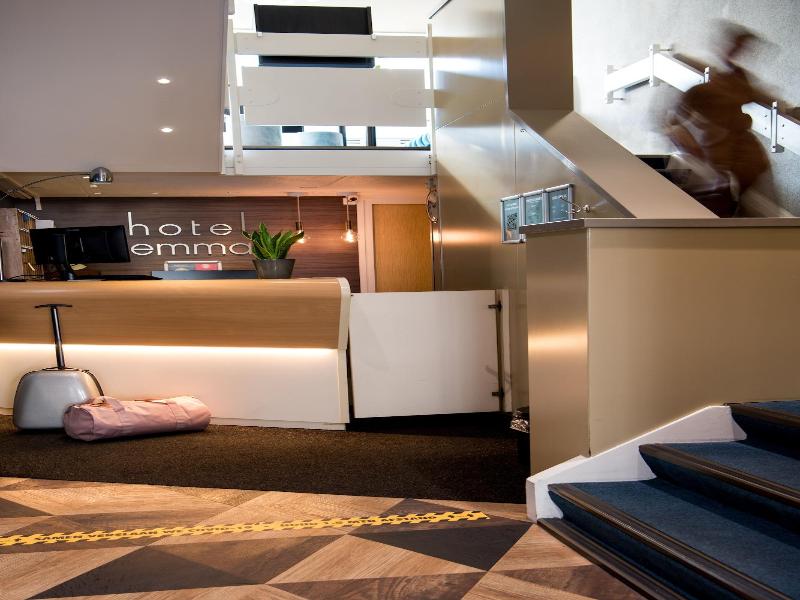 Hotel Emma Rotterdam - Lobi