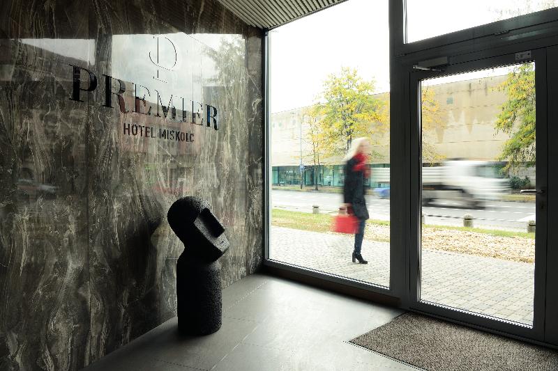 Premier Hotel Miskolc - Lobi