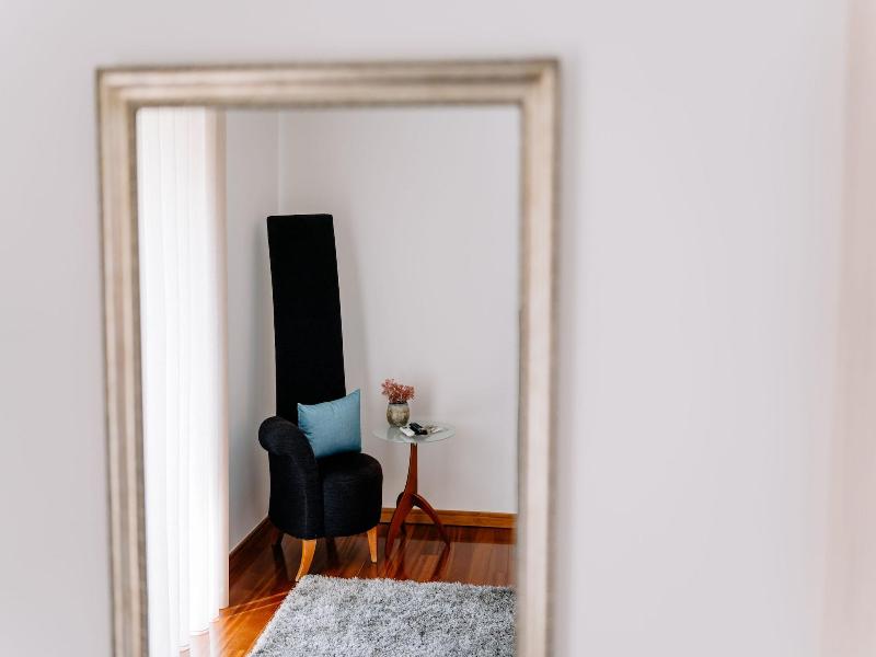Coliving The VALLEY With Coworking Space Open 24-7 - Oda