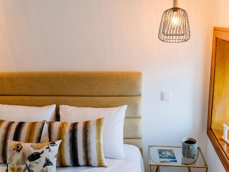 Coliving The VALLEY With Coworking Space Open 24-7 - Oda