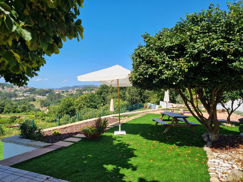Coliving The VALLEY With Coworking Space Open 24-7 - Teras