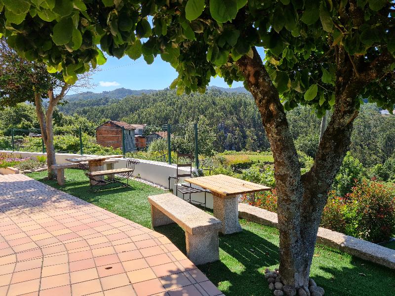 Coliving The VALLEY With Coworking Space Open 24-7 - Teras