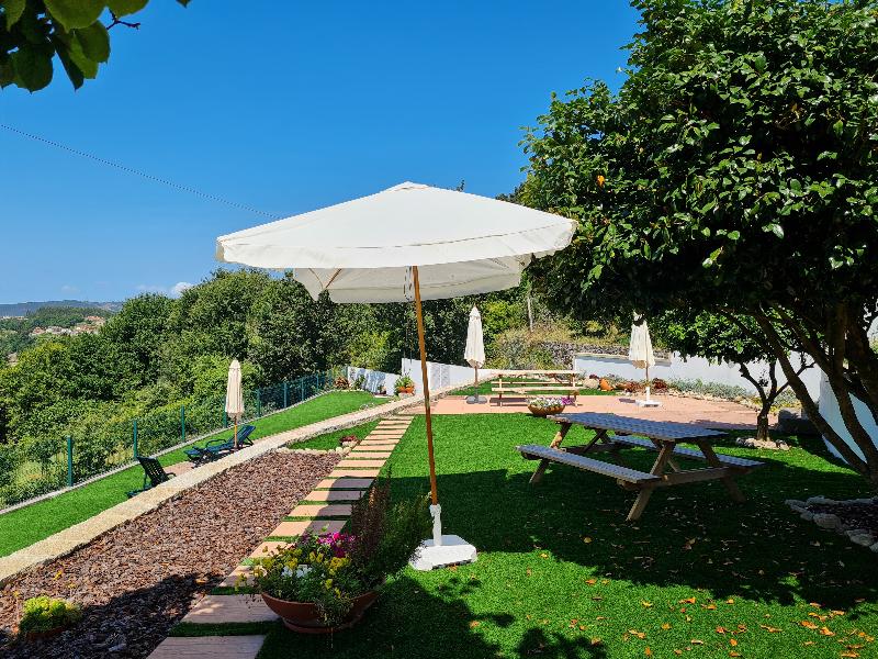 Coliving The VALLEY With Coworking Space Open 24-7 - Teras
