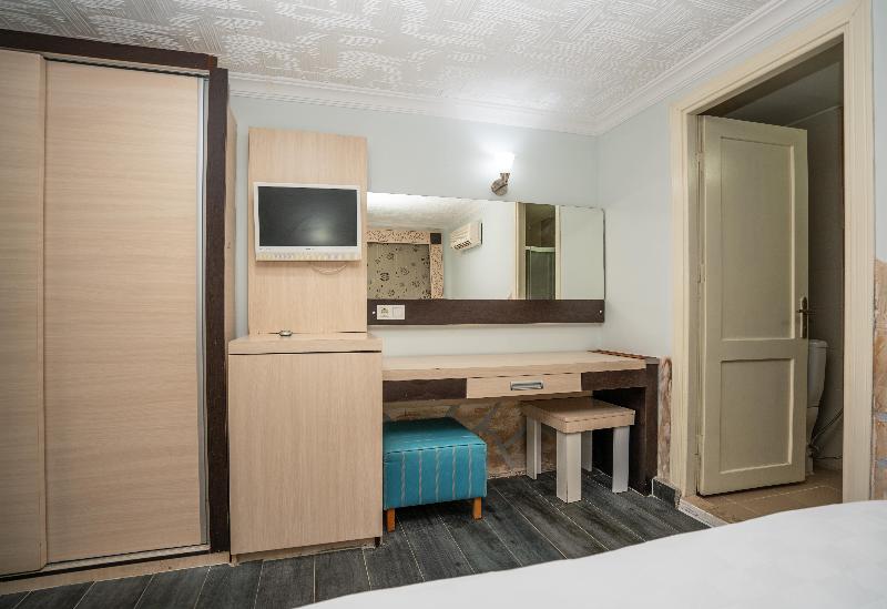 Aperion Beach  Hotel - Oda