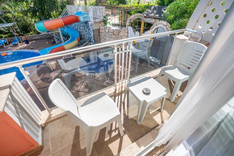 Aperion Beach  Hotel - Oda
