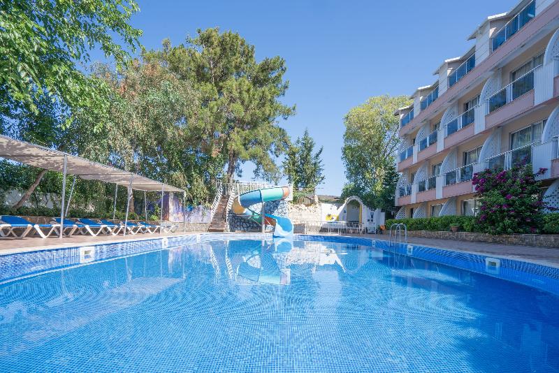 Aperion Beach  Hotel - Havuz