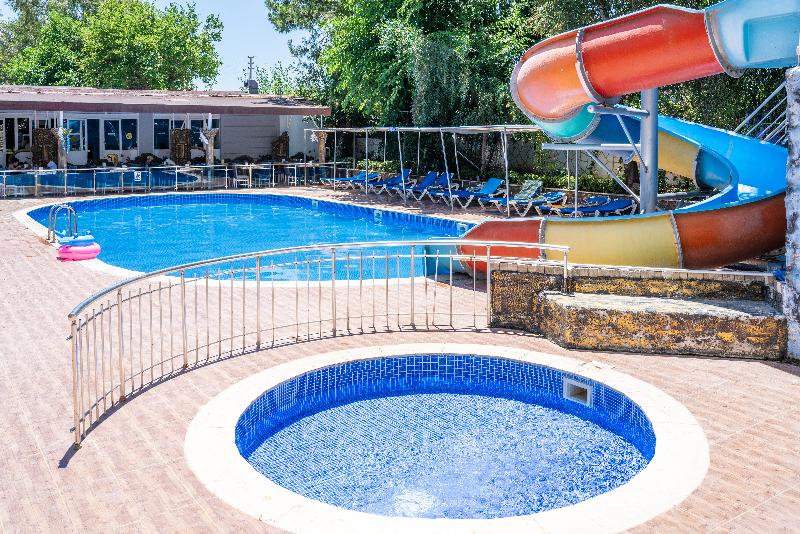 Aperion Beach  Hotel - Havuz