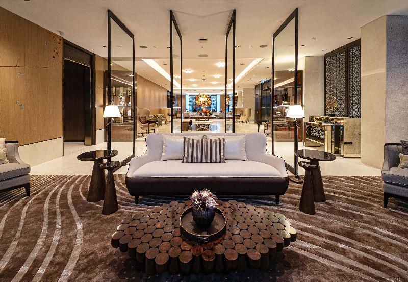 SILQ Hotel & Residence - Lobi