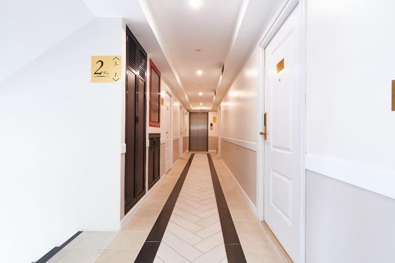 Rose Apple Hotel - Lobi