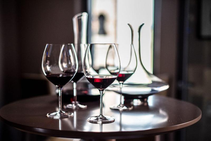 Uve Rooms Wine Bar - Bar