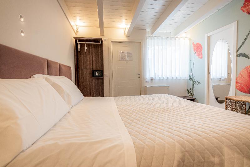 Profumi Di Primavera Luxury Guest House - Oda