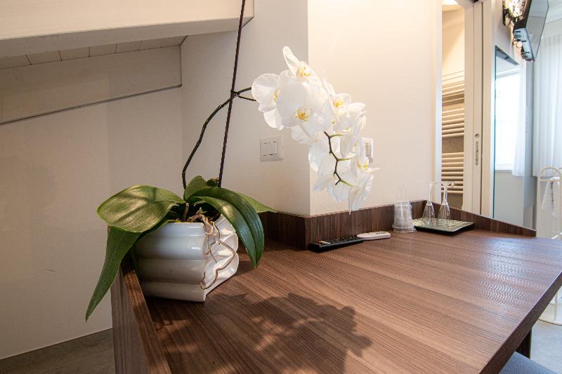Profumi Di Primavera Luxury Guest House - Oda
