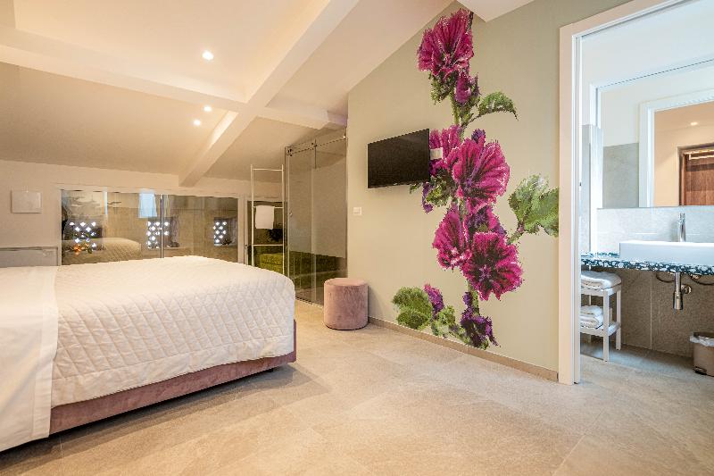 Profumi Di Primavera Luxury Guest House - Oda