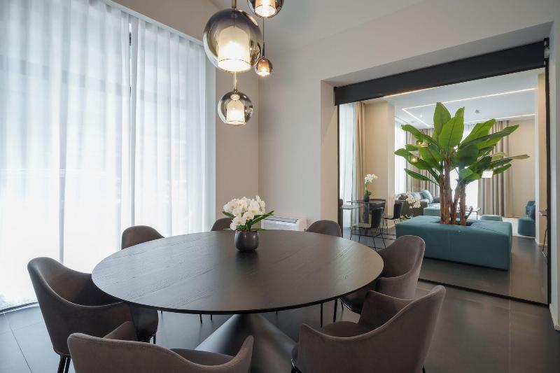 Vi Suites - Lobi