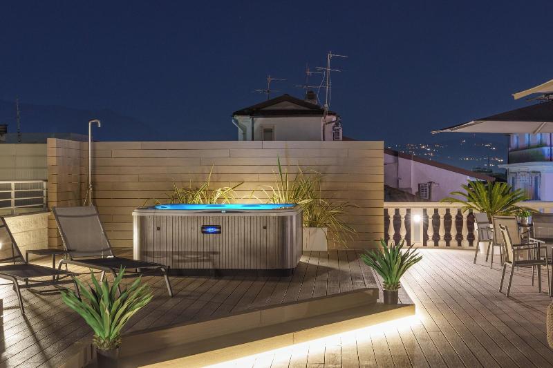 Vi Suites - Genel