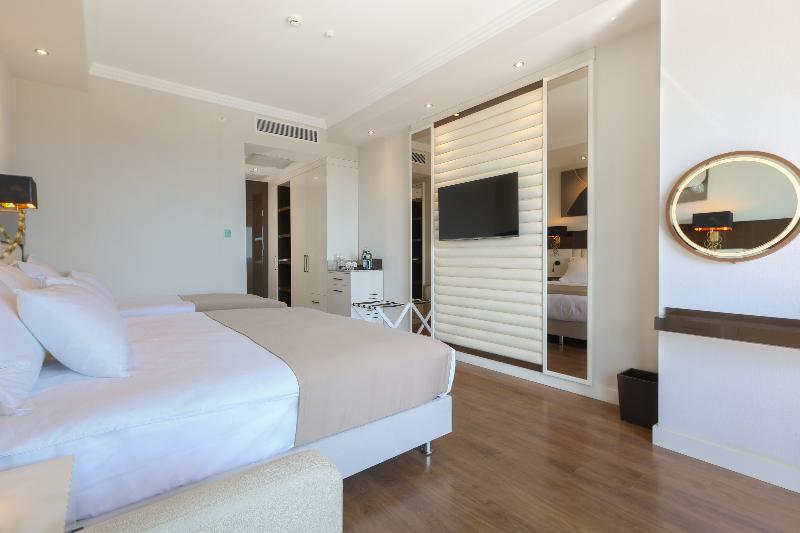 Serenity Queen Hotel - Oda