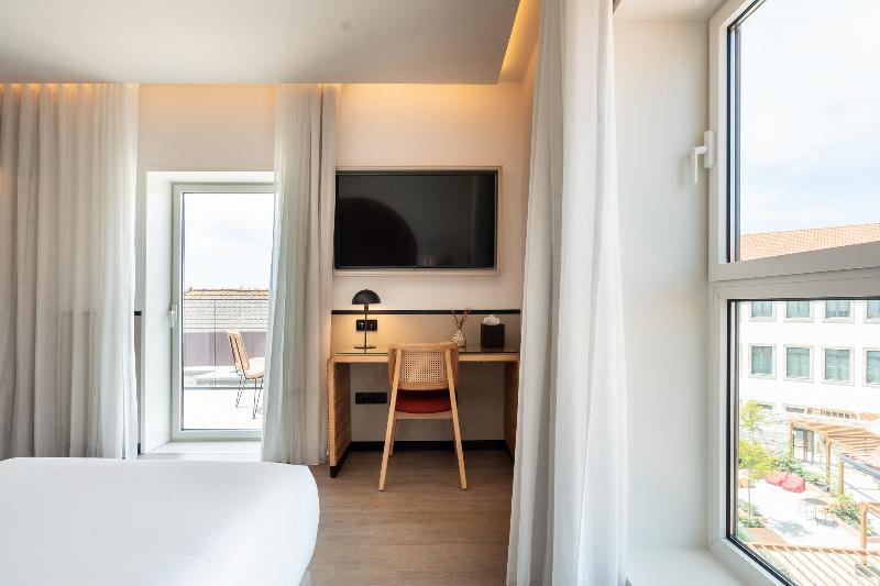 The Editory Garden Baixa Porto Hotel - Oda