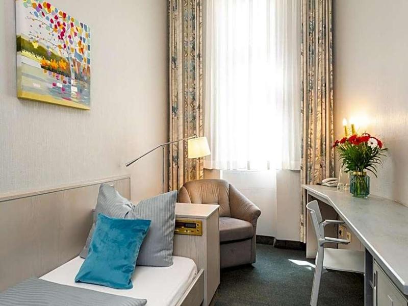 W22 Hotel - Genel