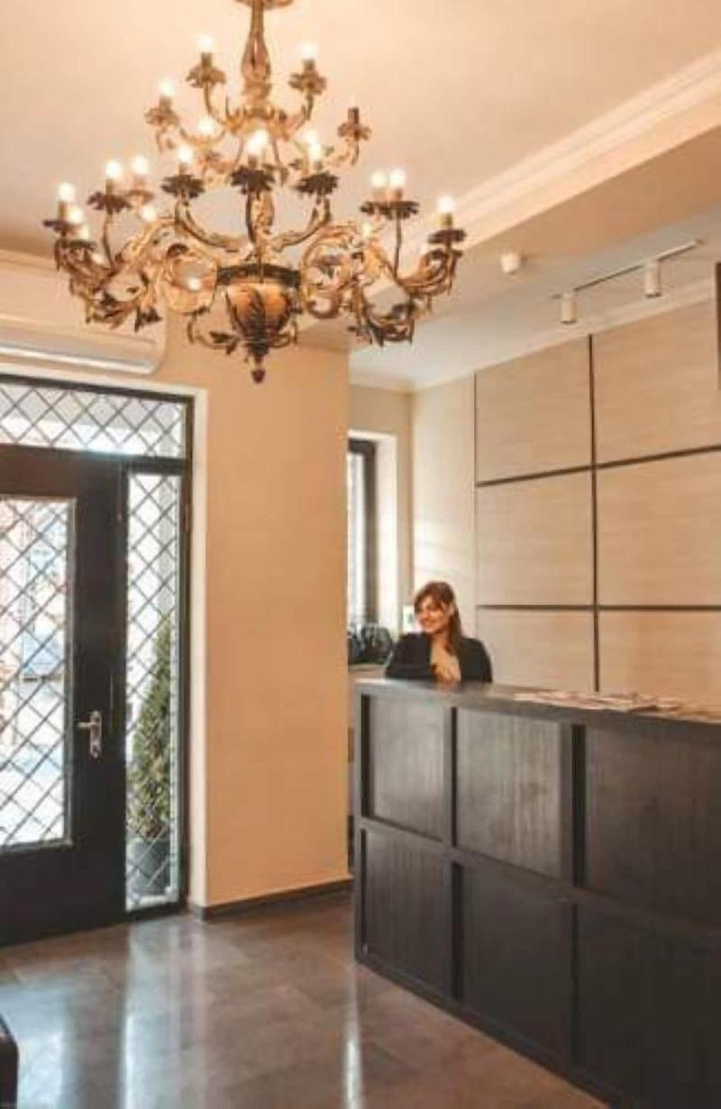 Boutique Hotel Eleon - Lobi