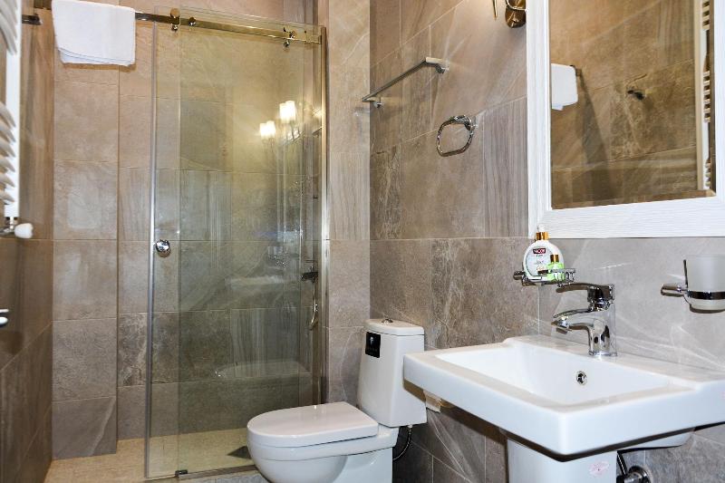 Boutique Hotel Eleon - Oda