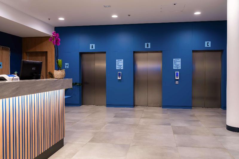 Hampton By Hilton Budapest City Centre - Lobi