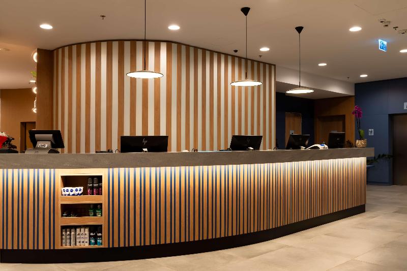Hampton By Hilton Budapest City Centre - Lobi