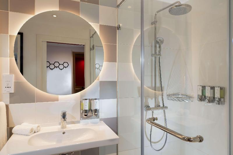 Hampton By Hilton Budapest City Centre - Oda