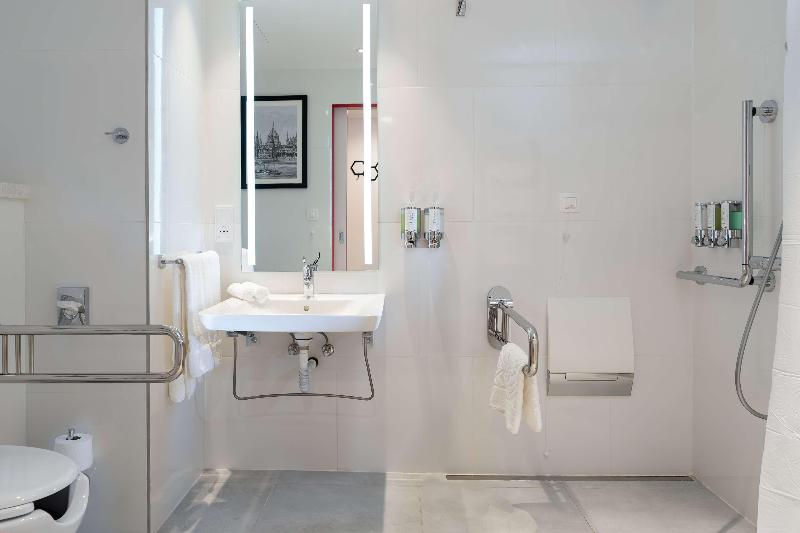 Hampton By Hilton Budapest City Centre - Oda