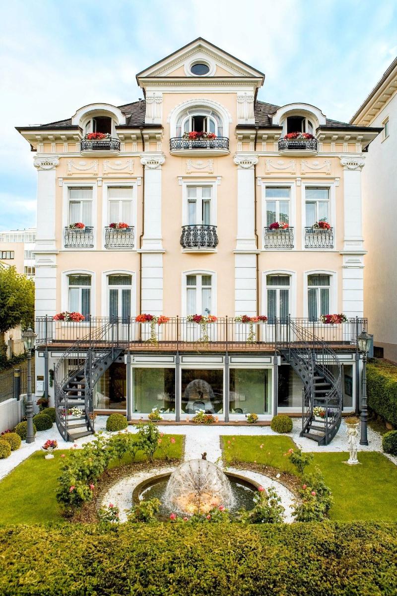 Hotel Villa Am Kurpark - Genel