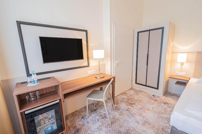 Hotel Villa Am Kurpark - Oda