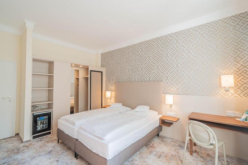 Hotel Villa Am Kurpark - Oda