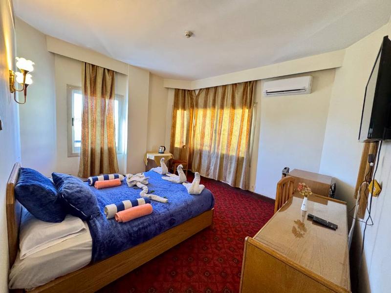 Queens Valley Hotel Luxor - Oda