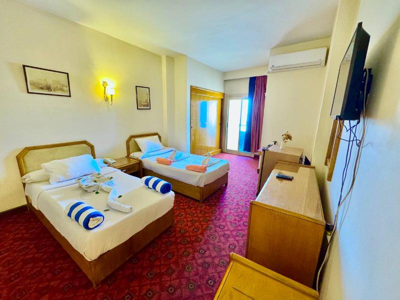 Queens Valley Hotel Luxor - Oda