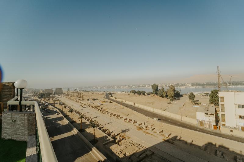 Queens Valley Hotel Luxor - Teras