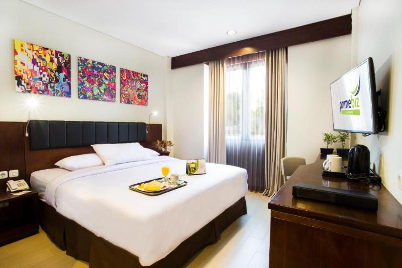 Primebiz Hotel Karawang - Oda