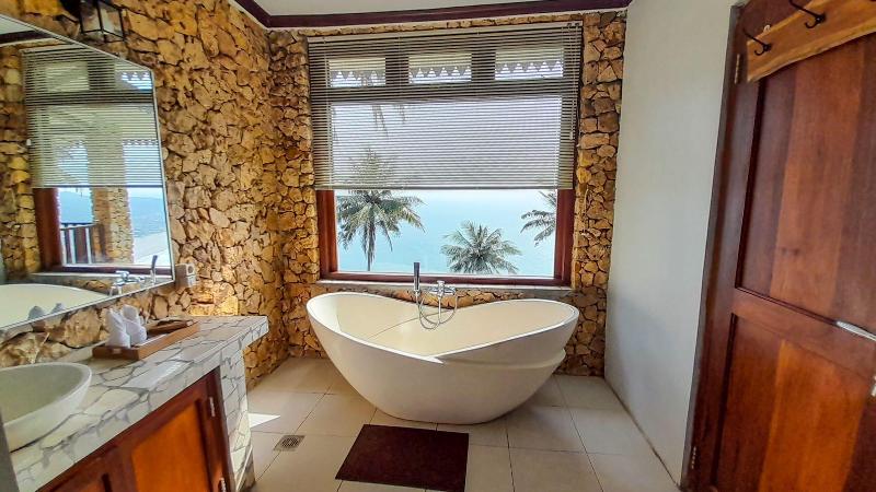 Edge Resort Yogyakarta - Oda