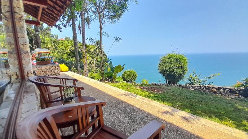 Edge Resort Yogyakarta - Oda