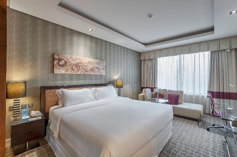 Majestic Premier Hotel Bur Dubai - Oda