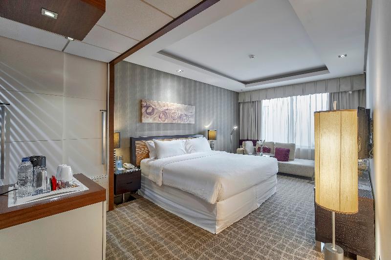 Majestic Premier Hotel Bur Dubai - Oda