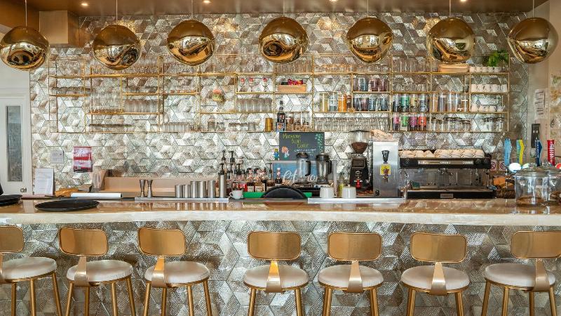 Newquay Beach Hotel by Sunday - Bar
