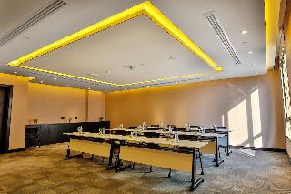 Four Points By Sheraton Production City, Dubai fotoÄŸrafÄ±