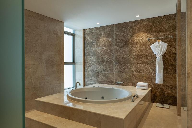 Four Points By Sheraton Production City, Dubai - Oda