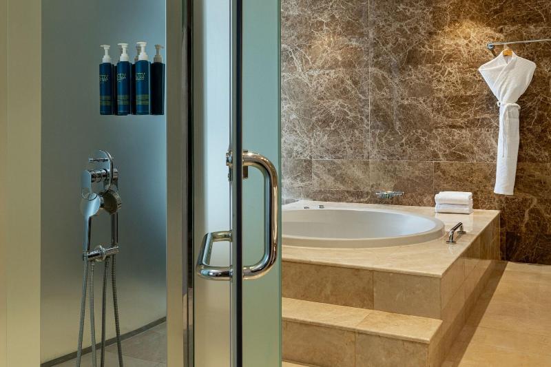 Four Points By Sheraton Production City, Dubai - Oda