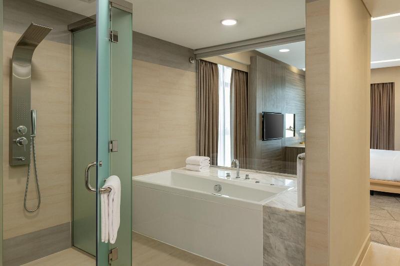 Four Points By Sheraton Production City, Dubai - Oda