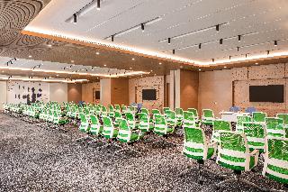 Holiday Inn Hotel & Suites Dubai Science Park fotoÄŸrafÄ±