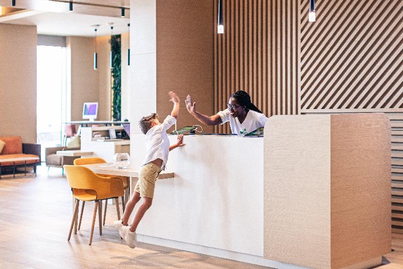 Holiday Inn Hotel & Suites Dubai Science Park - Genel